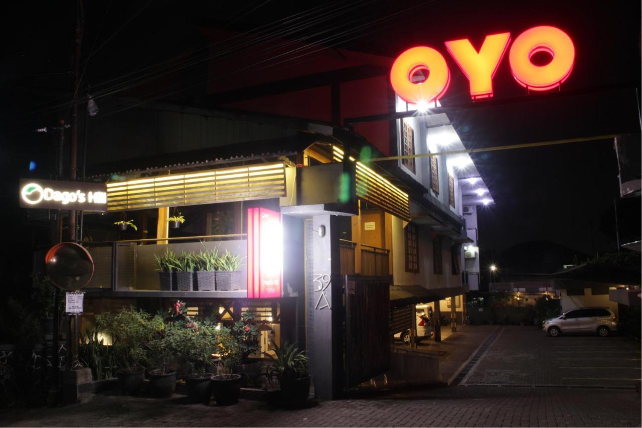 Oyo 167 Dago'S Hill Hotel Бандунг Екстер'єр фото